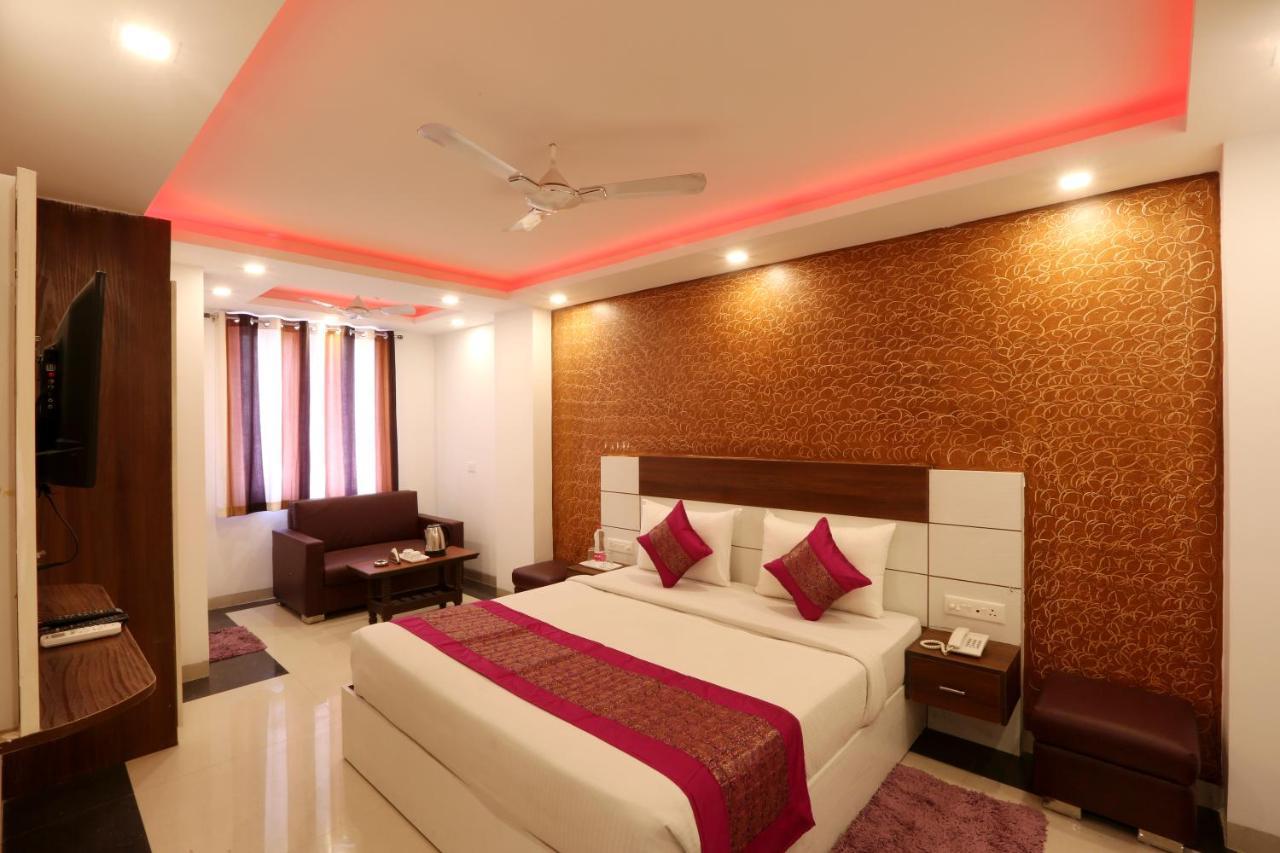 ניו דלהי Hotel Square Stay מראה חיצוני תמונה