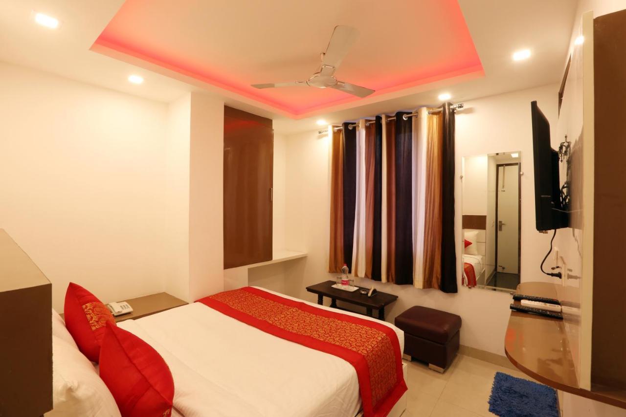 ניו דלהי Hotel Square Stay מראה חיצוני תמונה